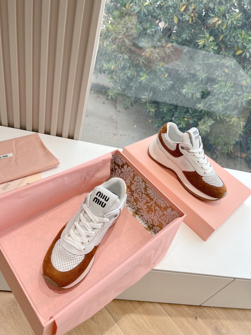 Miu Miu Casual Shoes